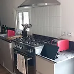 Maison 47m2 Climatise, Piscine,linge Fourni 구장메스트라