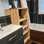 Maison 47m2 Climatise, Piscine,linge Fourni 샬레