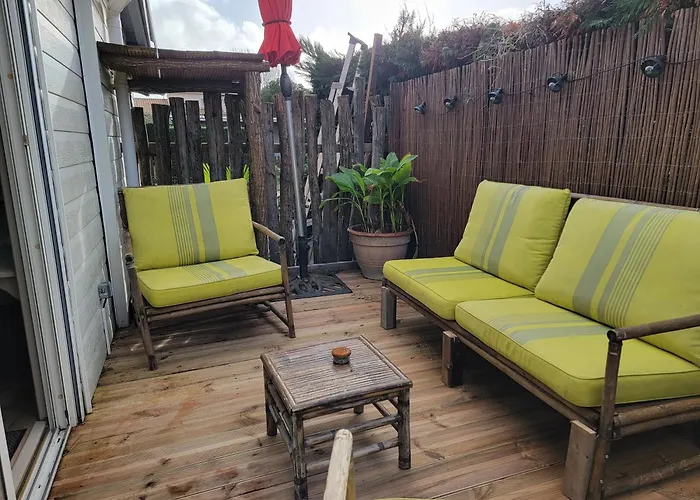 Chalet Chalet 47m2 climatisé, piscine,linge fourni *